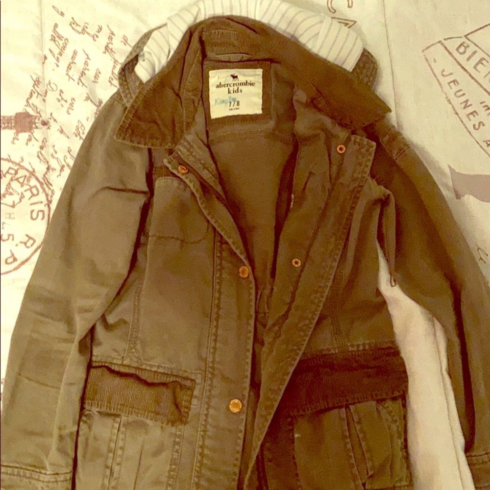 Army green jacket 🧥